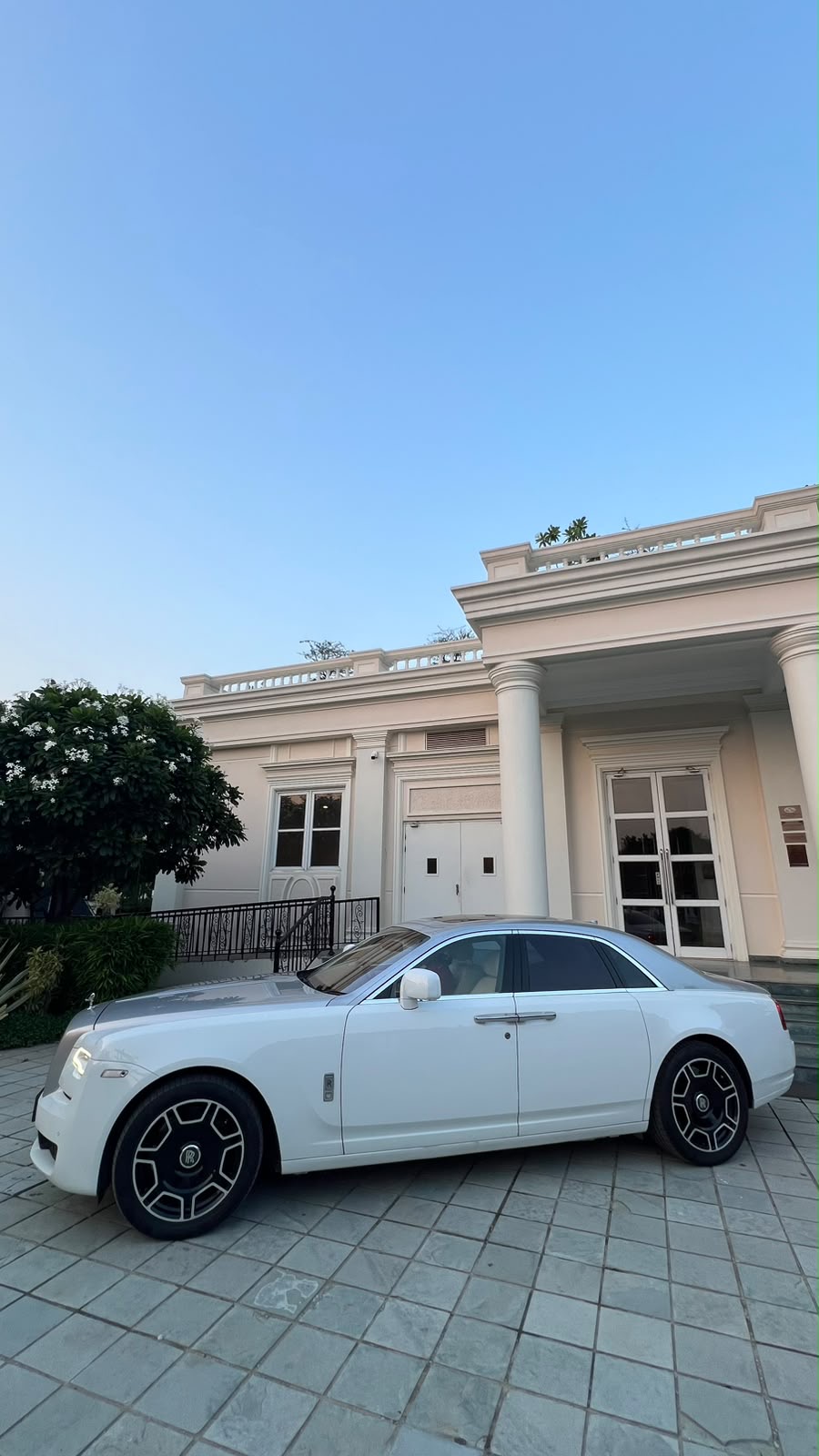 ROLLS ROYCE